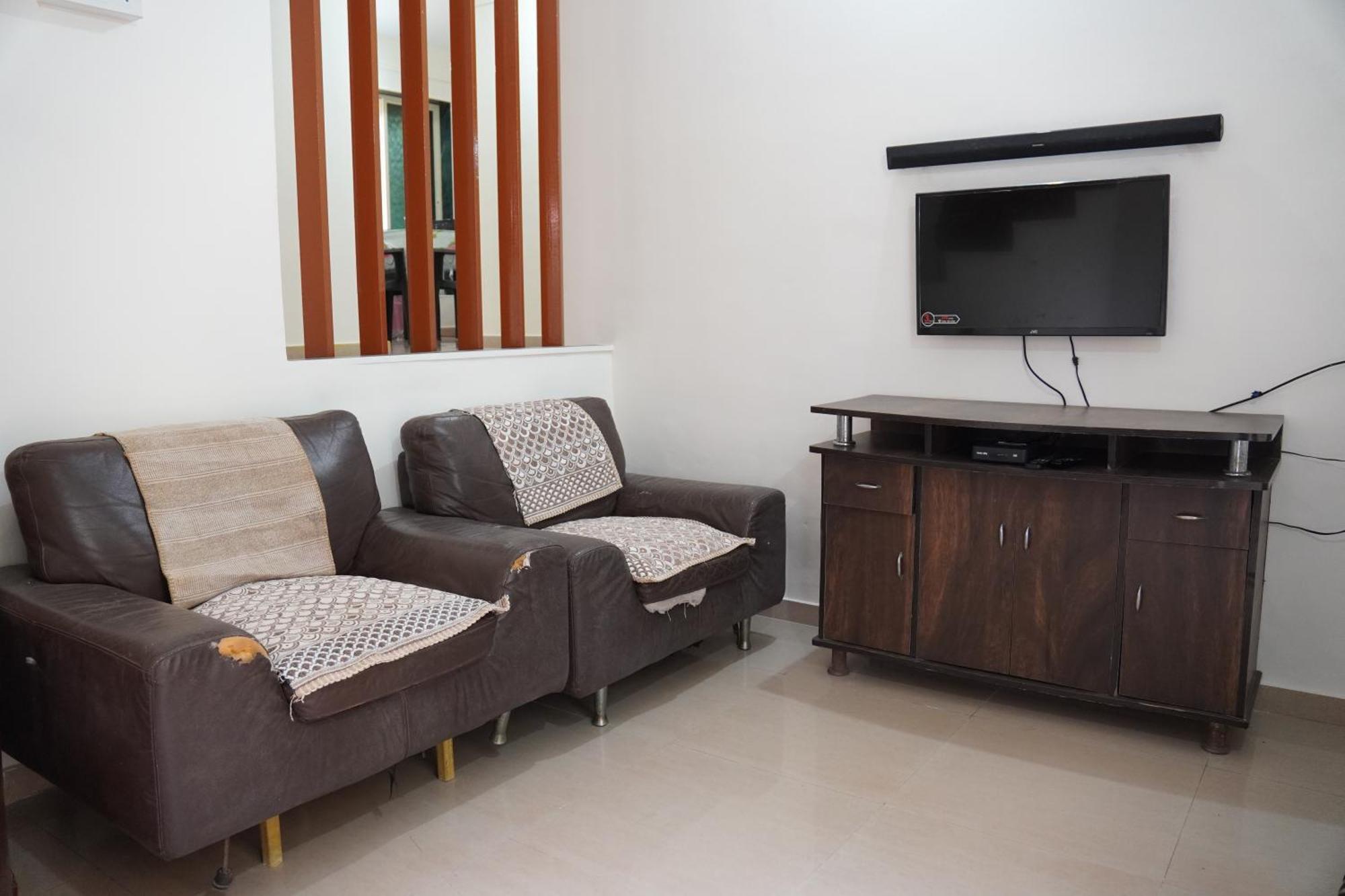 Redstone House By Oxystays Hospitality Ganpatipule Exterior photo