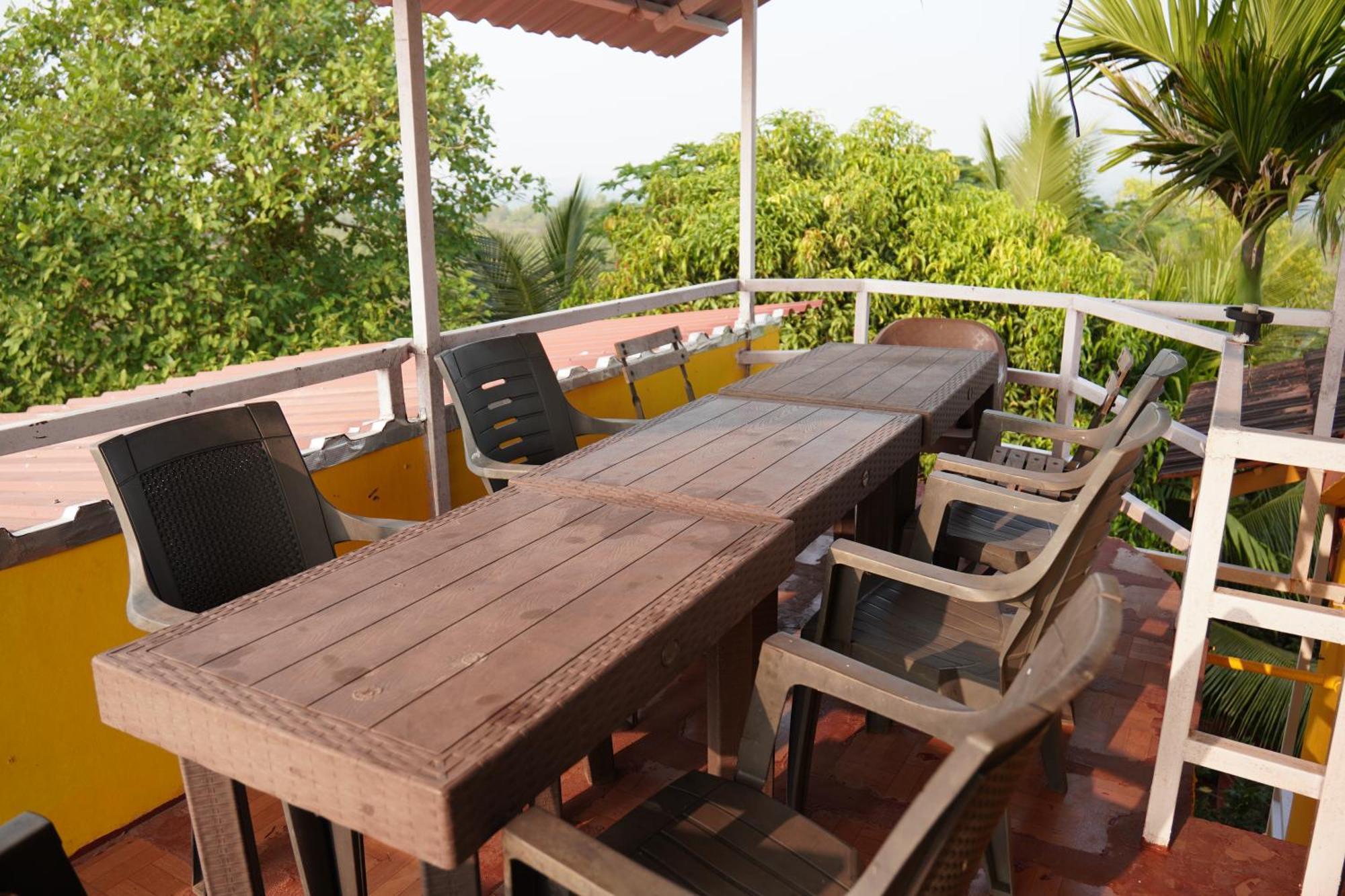 Redstone House By Oxystays Hospitality Ganpatipule Exterior photo