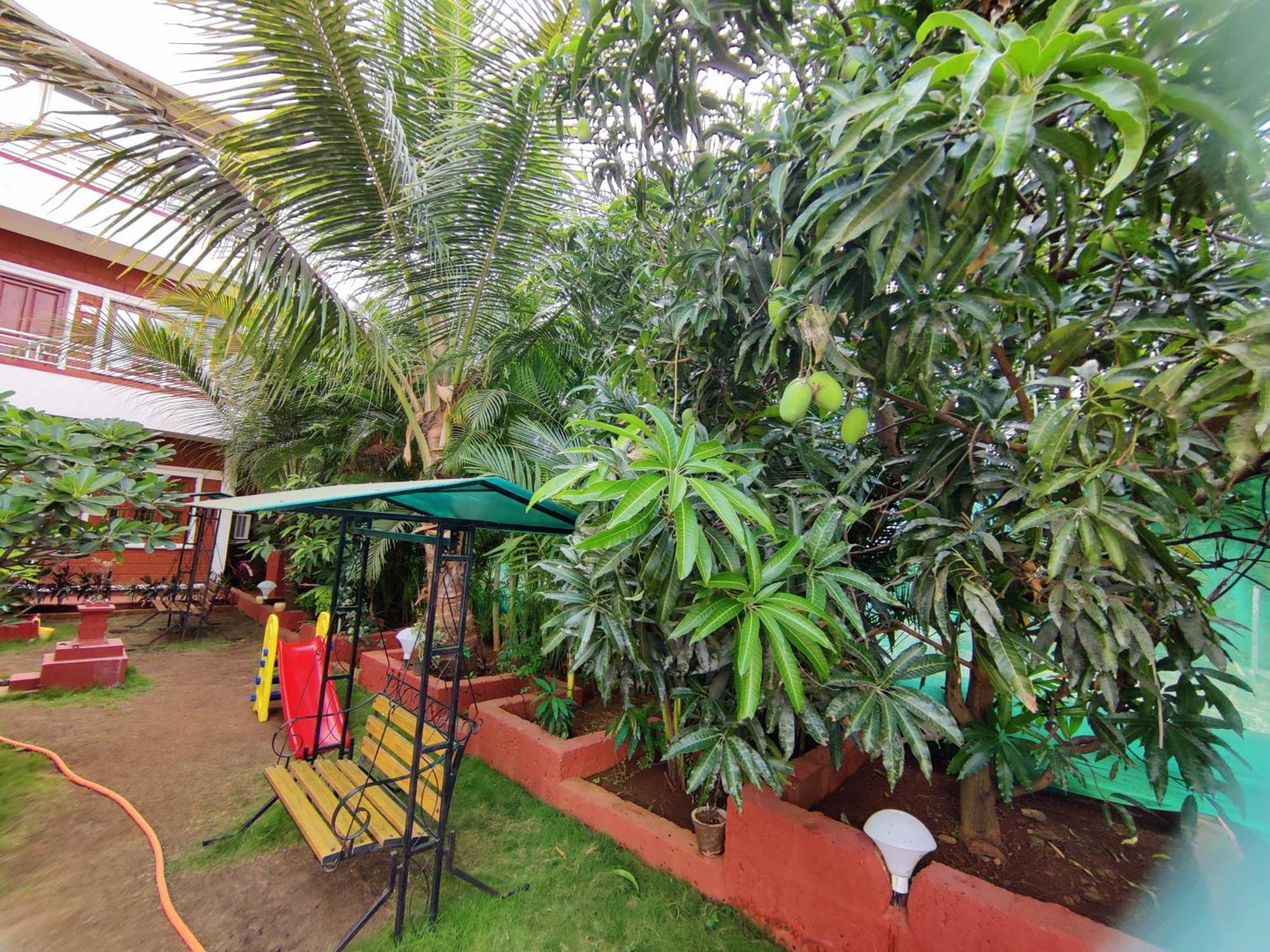 Redstone House By Oxystays Hospitality Ganpatipule Exterior photo